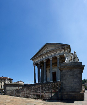 Chiesa della Gran Madre di Dio (veduta laterale). Fotografia di Mattia Boero, 2010. © MuseoTorino.